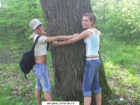 Amintiri... - hai k incep yo..=)) in poza asta is surorile mele - Welcome-Prezinta-te